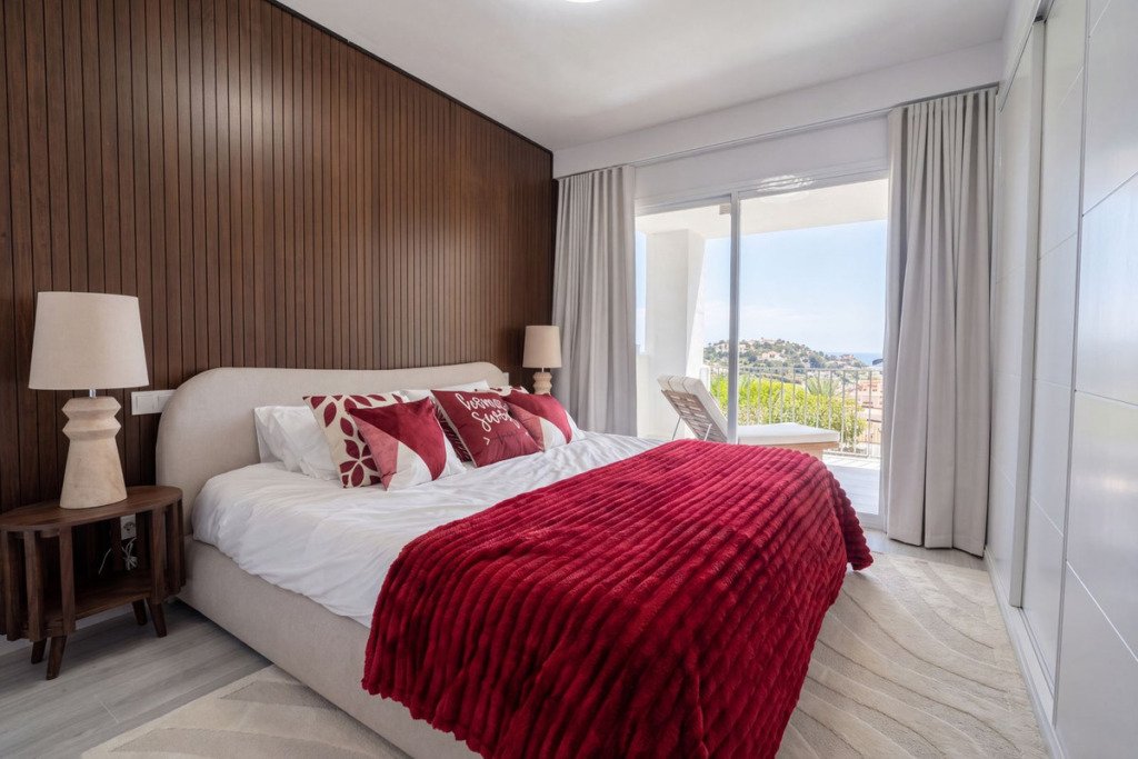 Ground Floor Apartment — Benahavís
