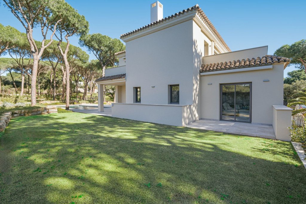Detached Villa — Hacienda Las Chapas