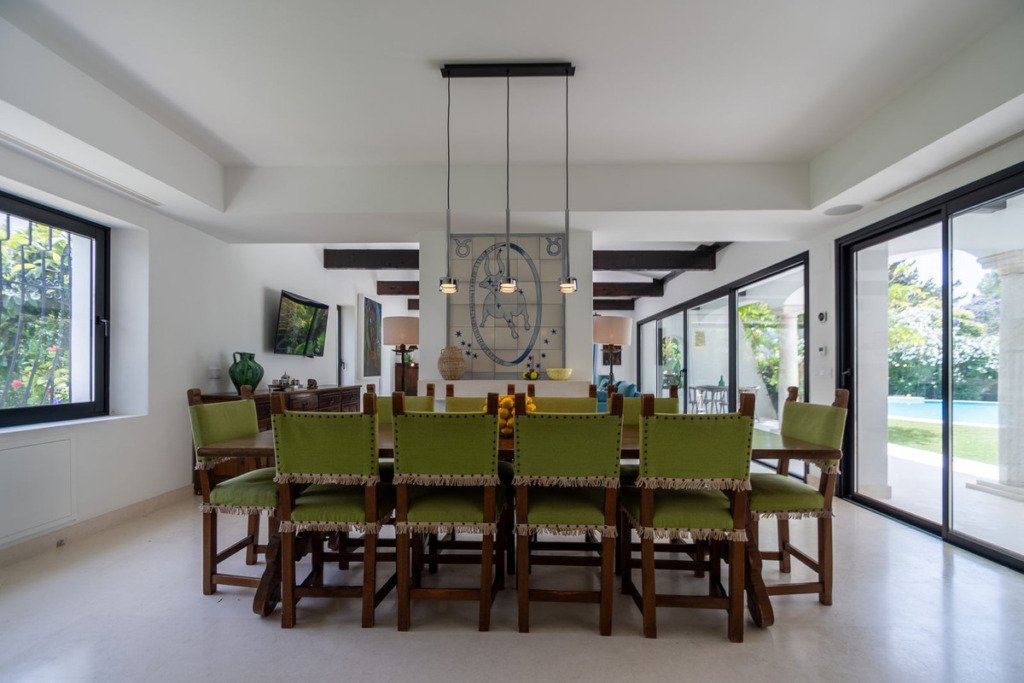 Villa – Chalet — Guadalmina Baja