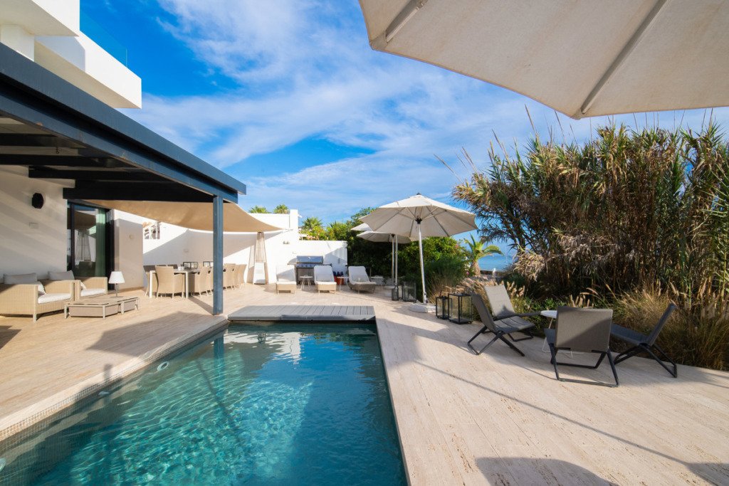 Villa – Chalet — Costabella