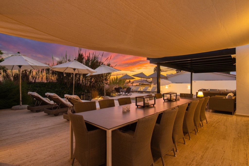 Villa – Chalet — Costabella