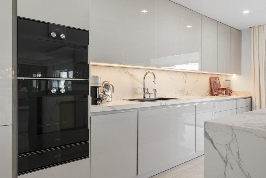 Middle Floor Apartment — Puerto Banús