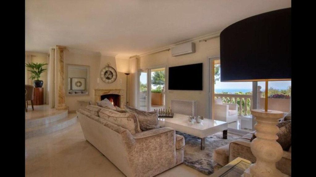 Villa – Chalet — The Golden Mile