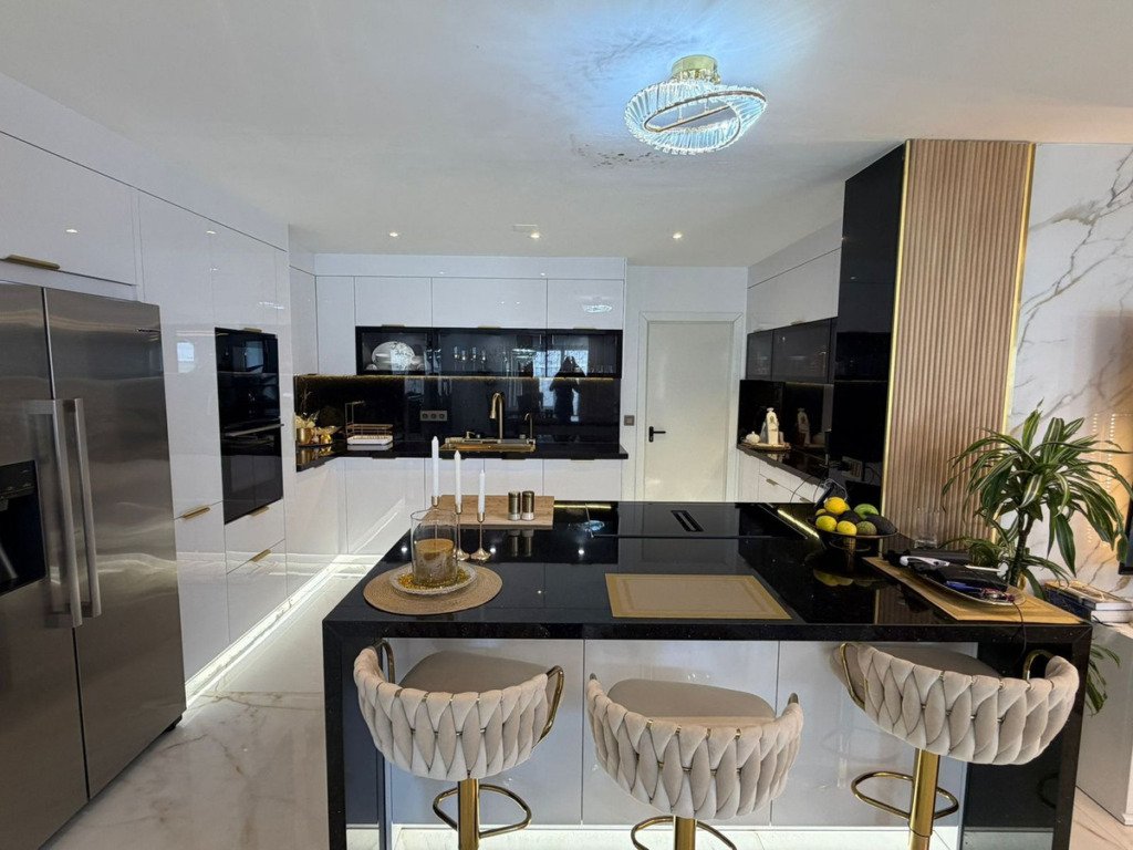 Detached Villa — Estepona