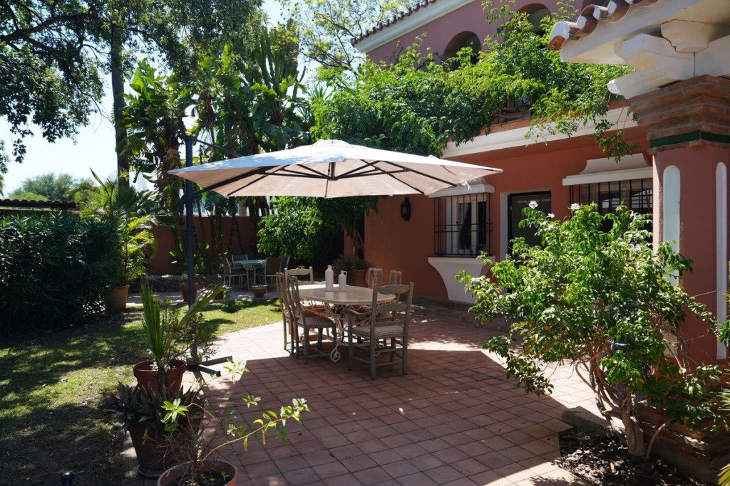 Detached Villa — Benahavís
