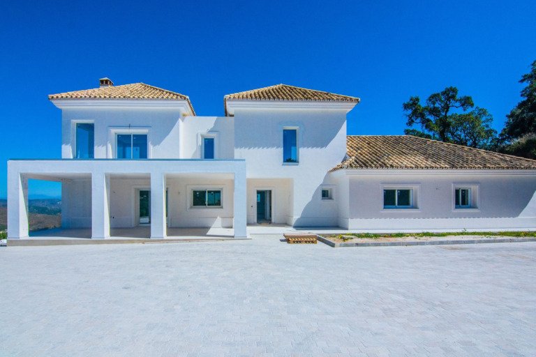 Detached Villa — La Mairena