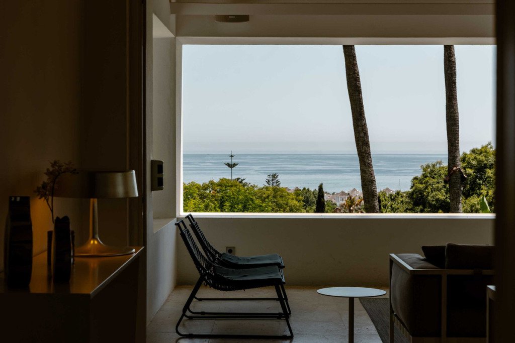 Detached Villa — The Golden Mile
