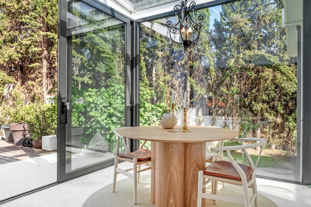Villa – Chalet — Nueva Andalucía