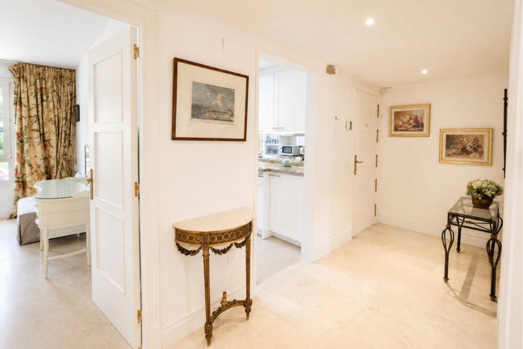 Apartamento Planta Media — Marbella
