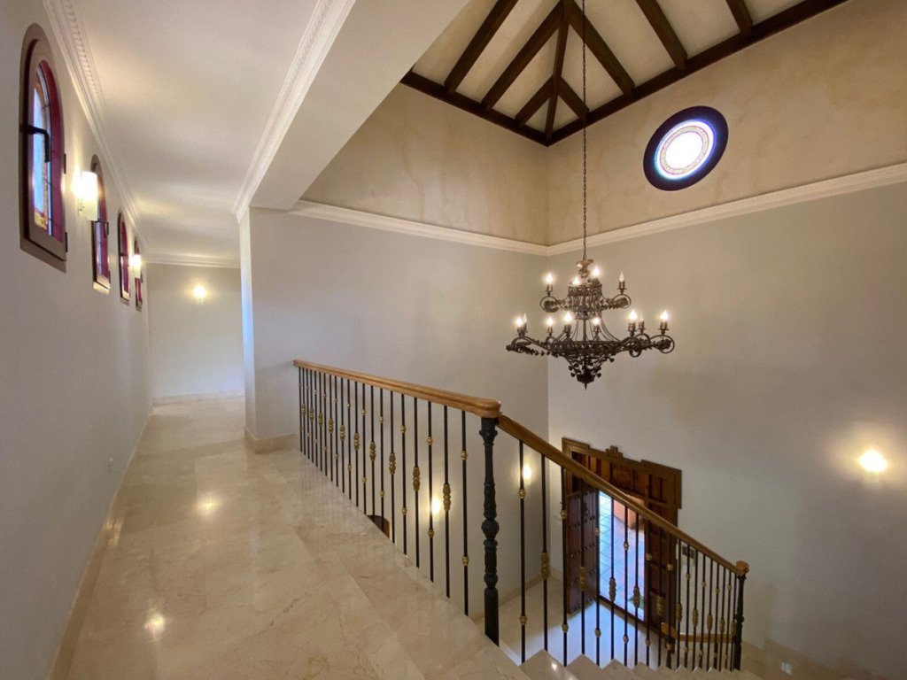 Villa – Chalet — Sierra Blanca