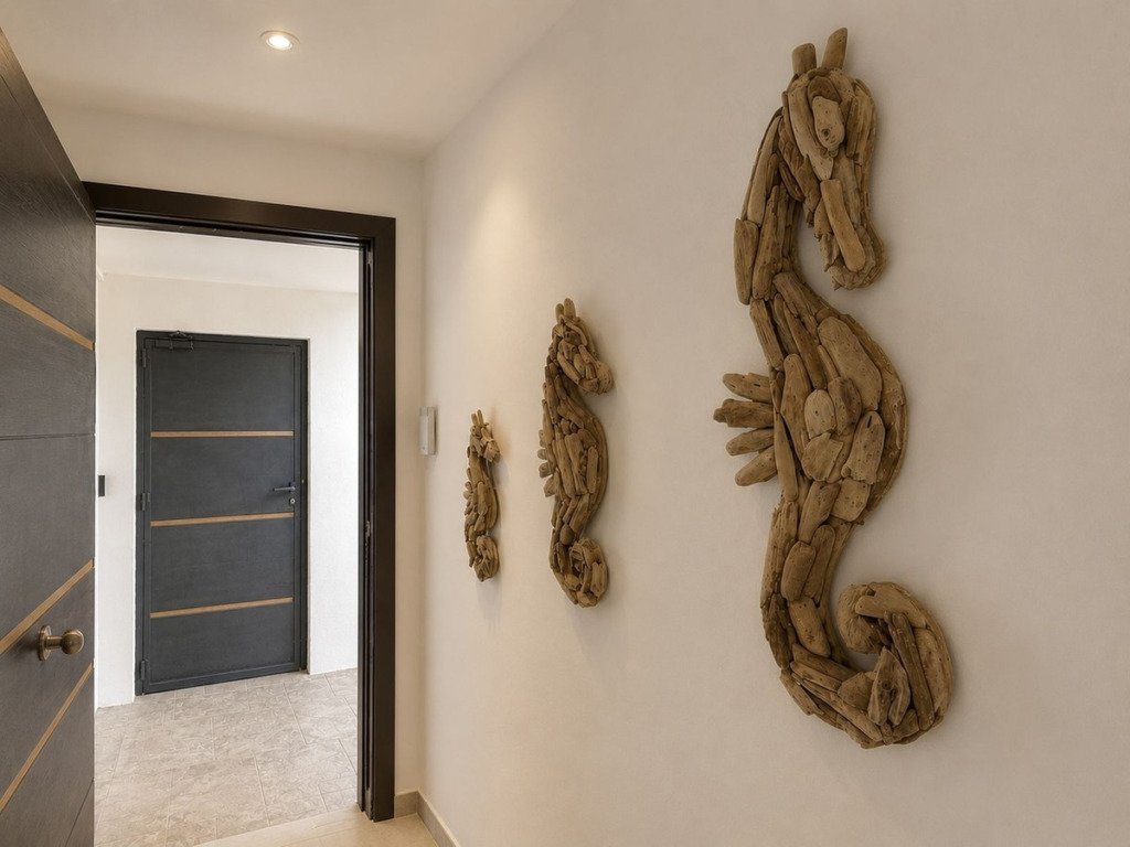 Detached Villa — New Golden Mile