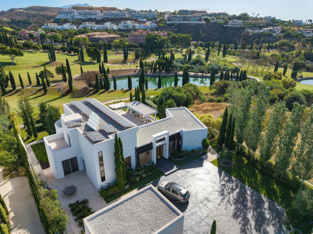 Detached Villa — Los Flamingos