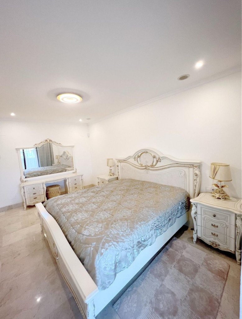 Apartamento Planta Media — The Golden Mile
