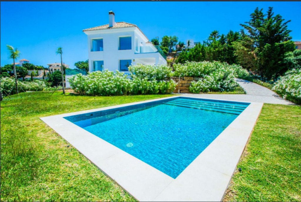 Villa – Chalet — La Mairena