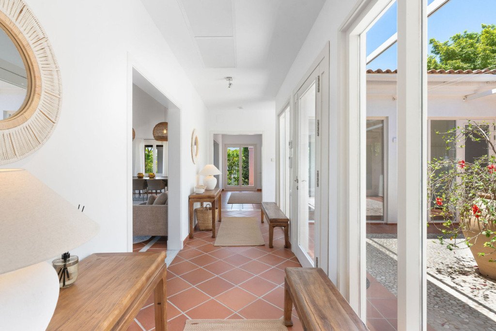 Detached Villa — Benahavís