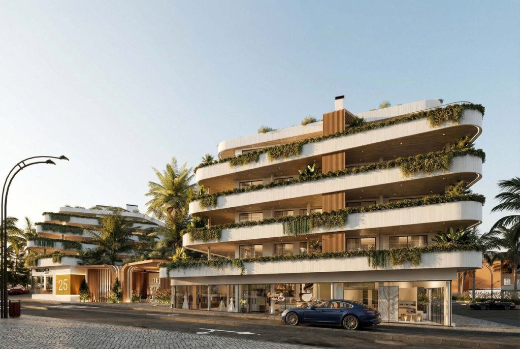 Middle Floor Apartment — Marbella