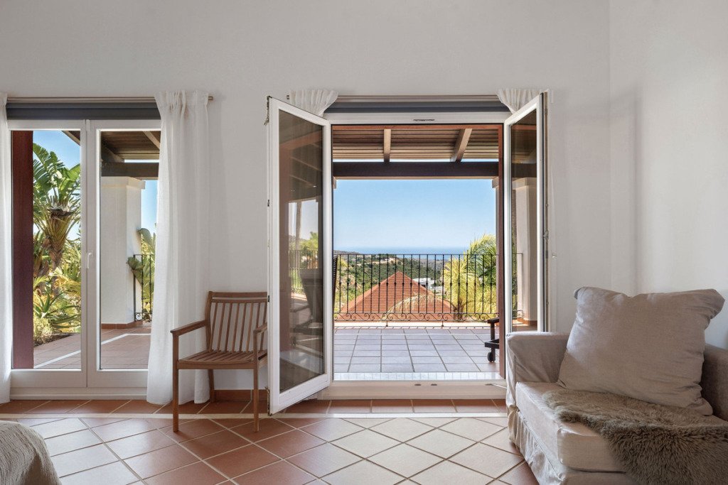 Detached Villa — Benahavís
