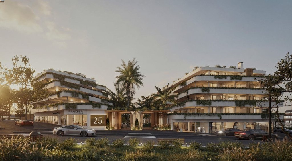 Middle Floor Apartment — Marbella