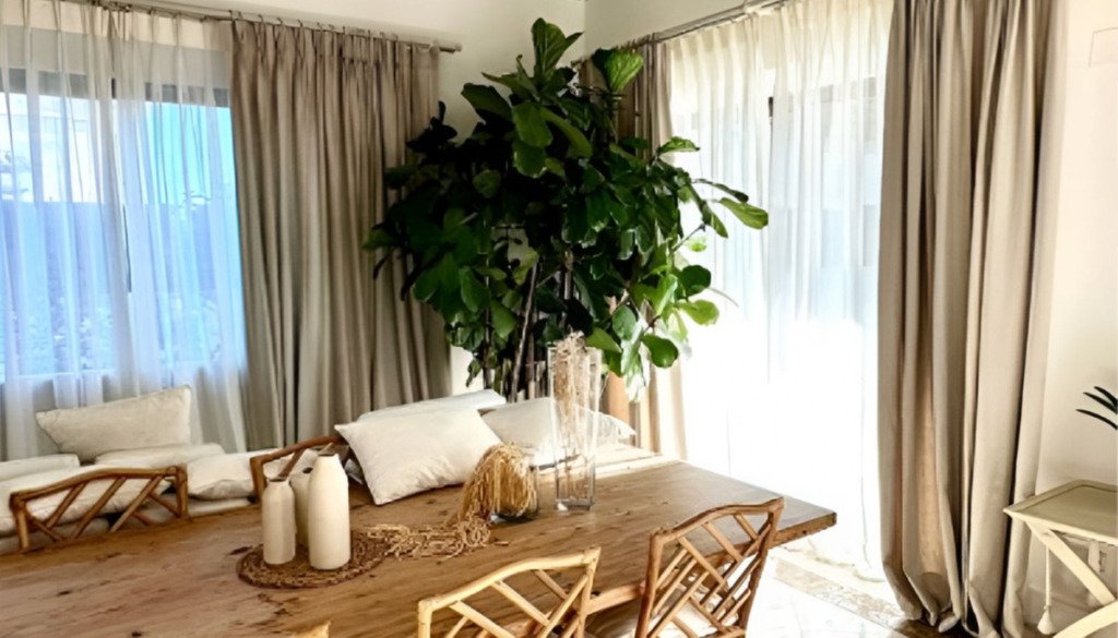 Detached Villa — The Golden Mile