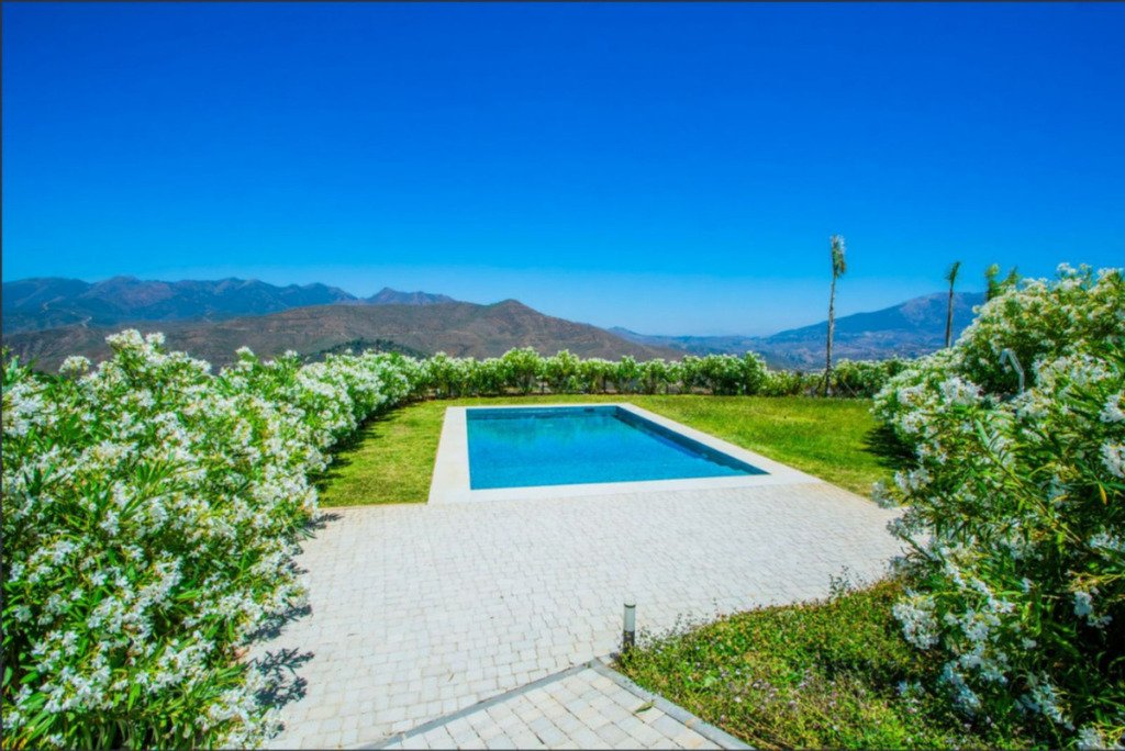Villa – Chalet — La Mairena
