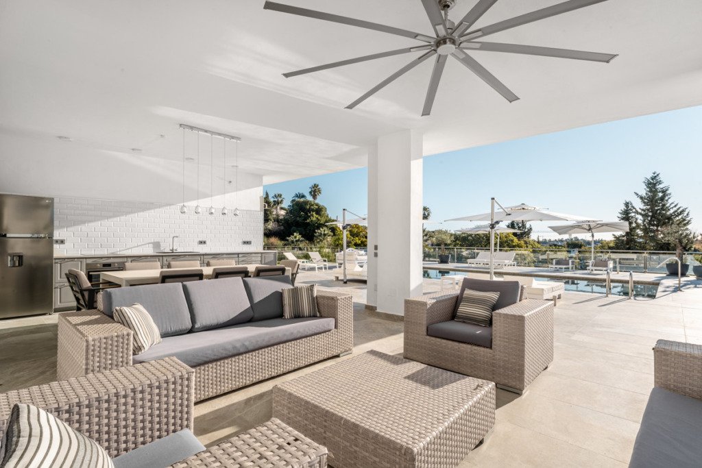 Villa – Chalet — Benahavís