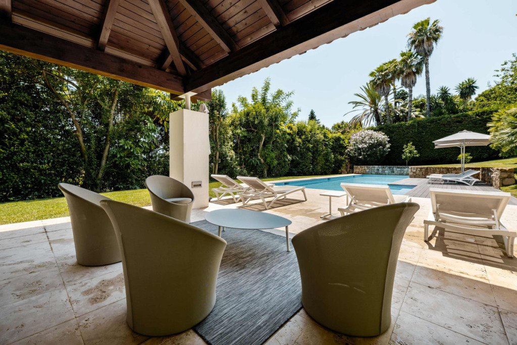 Detached Villa — The Golden Mile