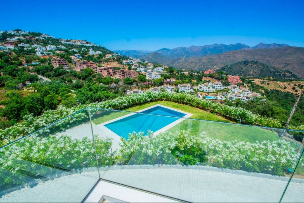 Villa – Chalet — La Mairena