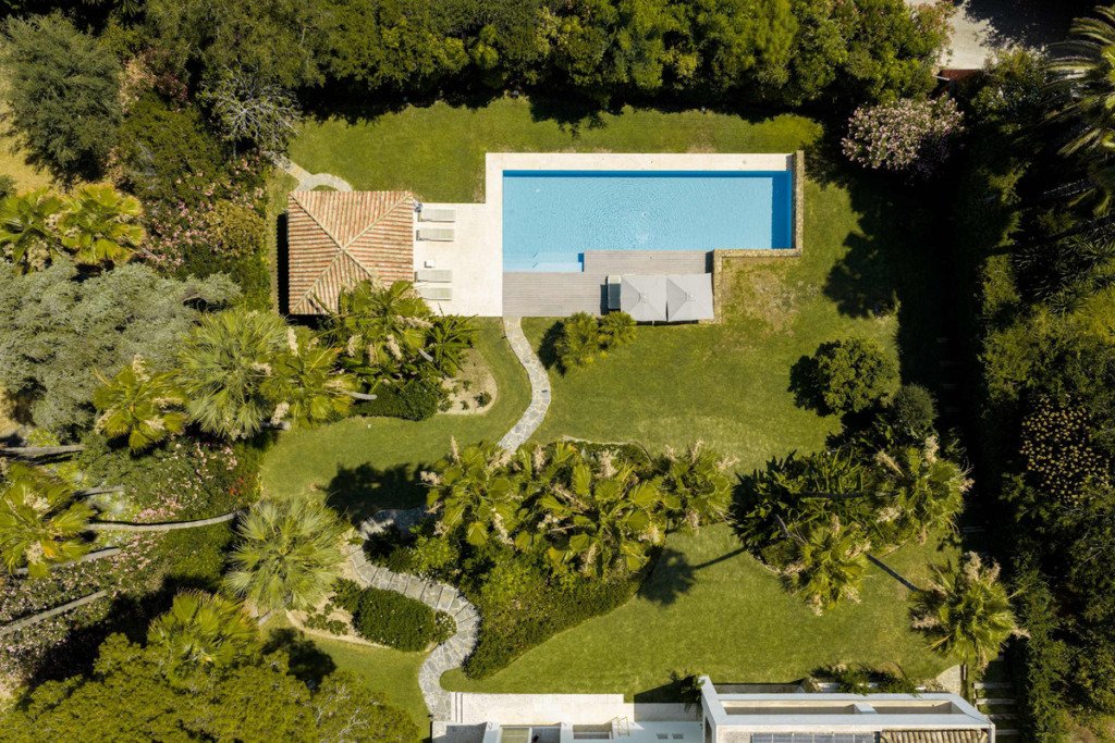 Detached Villa — The Golden Mile
