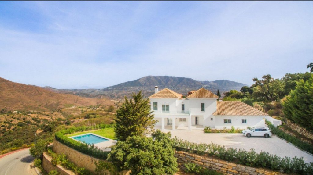 Villa – Chalet — La Mairena