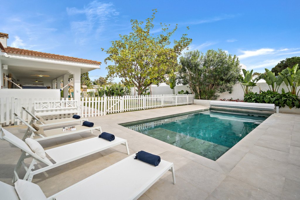 Detached Villa — Cortijo Blanco