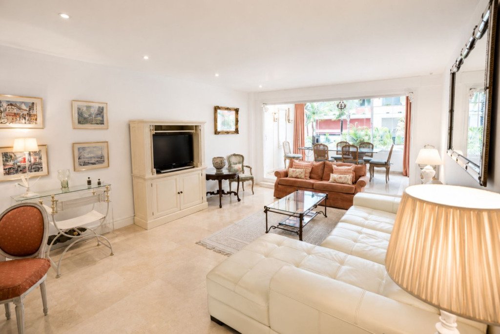 Apartamento Planta Media — Marbella