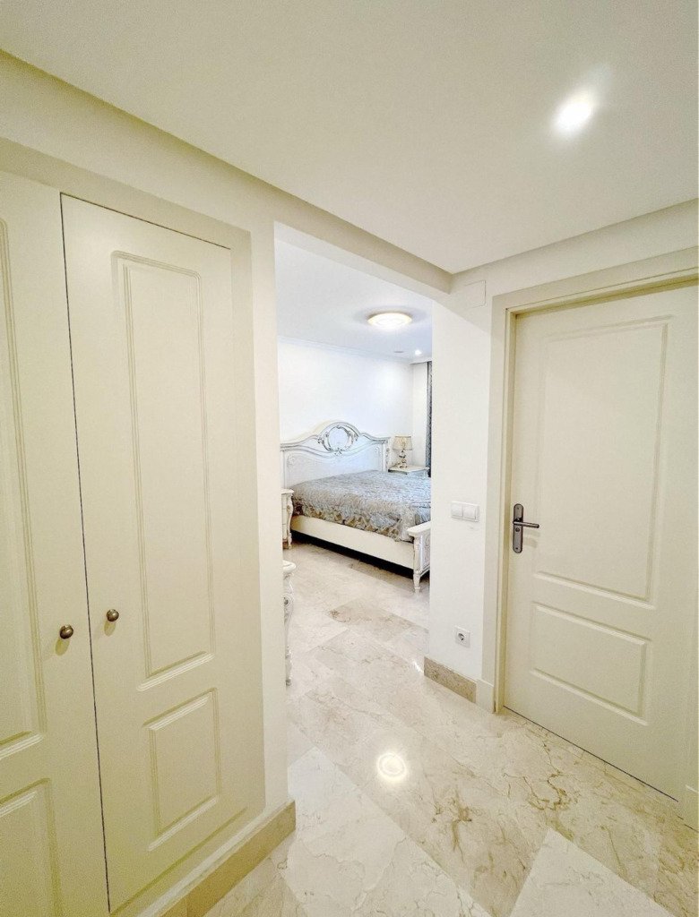Apartamento Planta Media — The Golden Mile