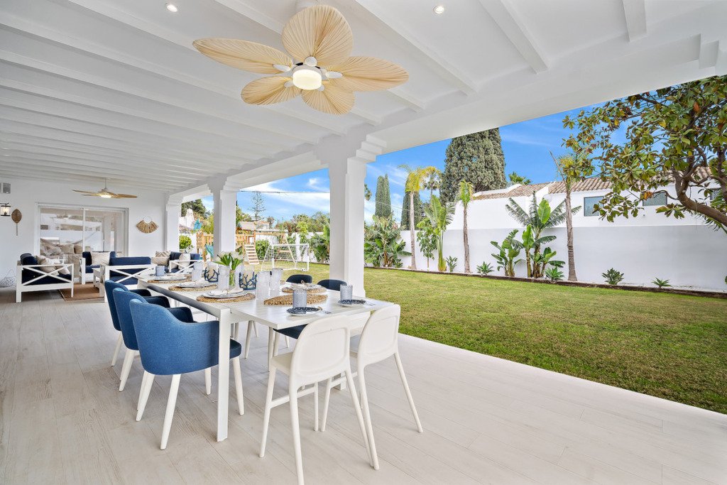 Detached Villa — Cortijo Blanco