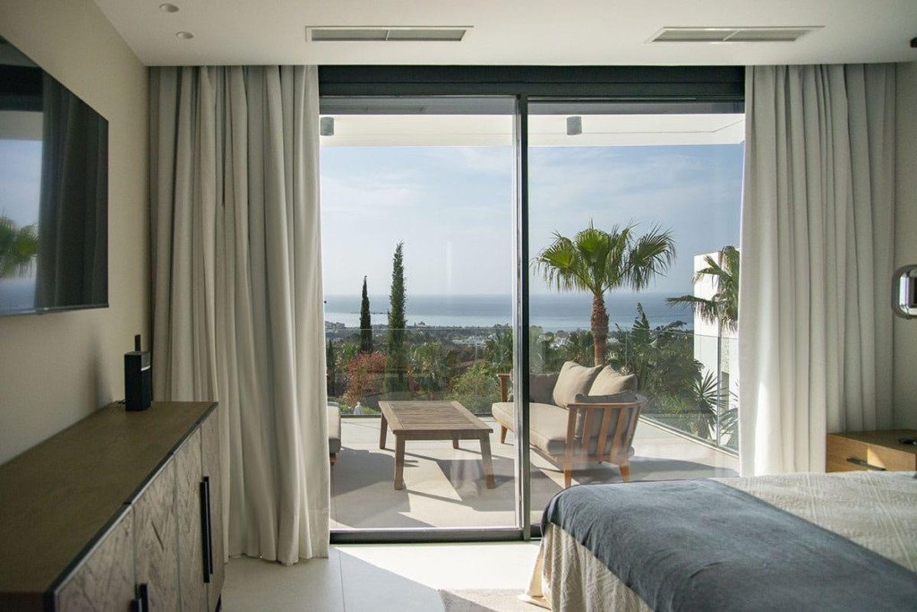 Detached Villa — Estepona