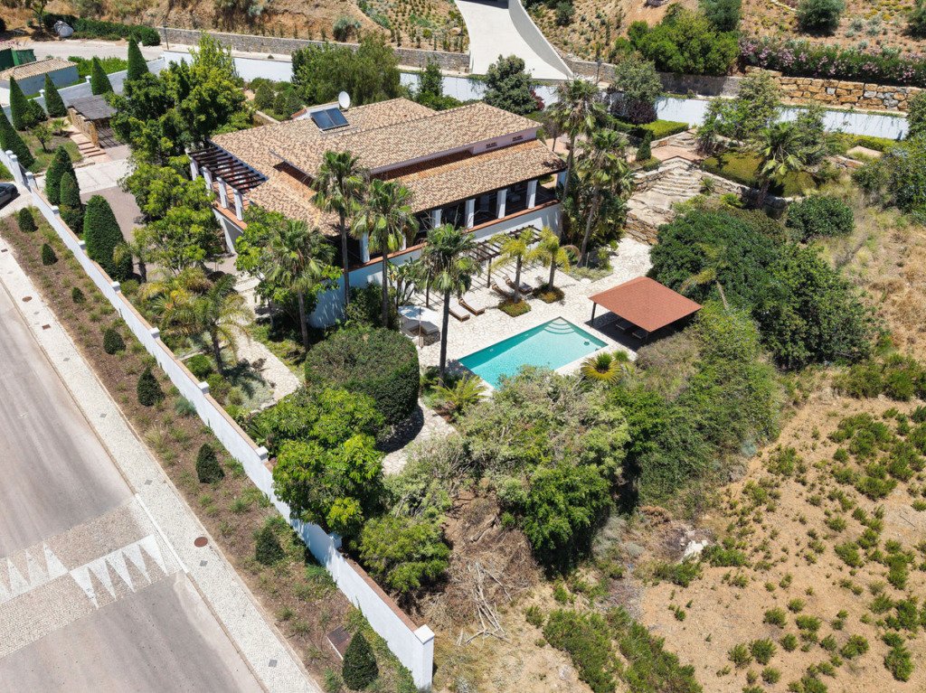 Detached Villa — Benahavís