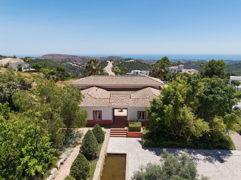 Detached Villa — Benahavís