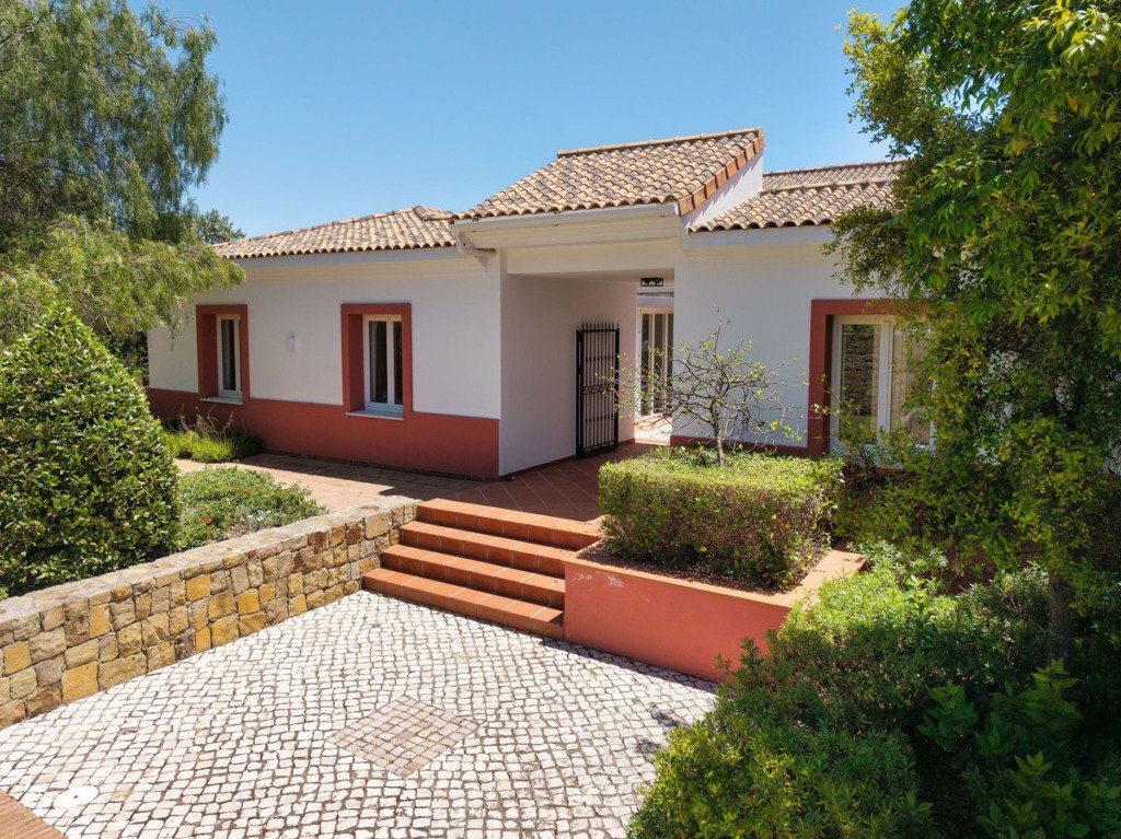 Detached Villa — Benahavís