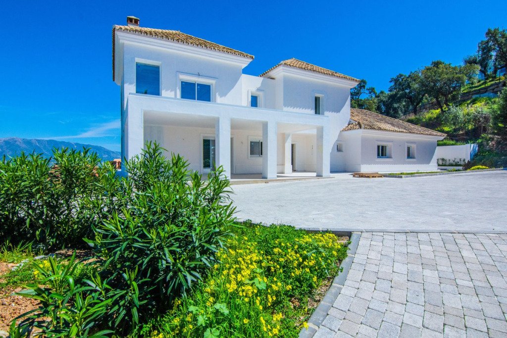 Detached Villa — La Mairena