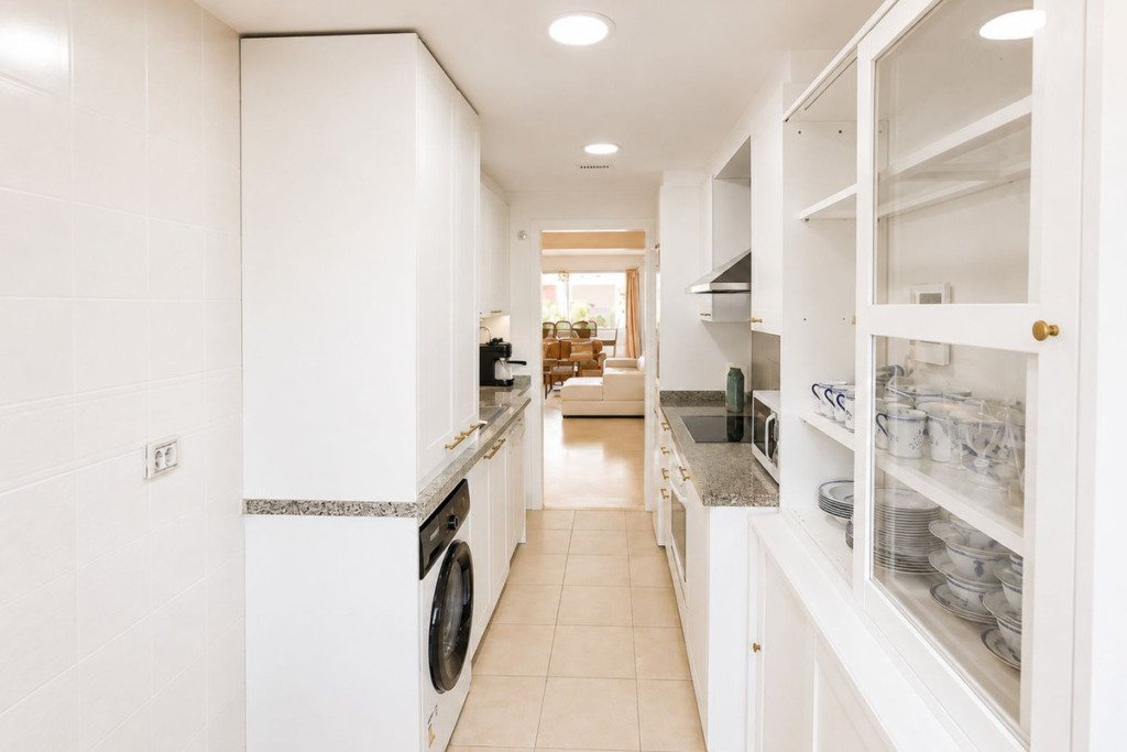 Apartamento Planta Media — Marbella