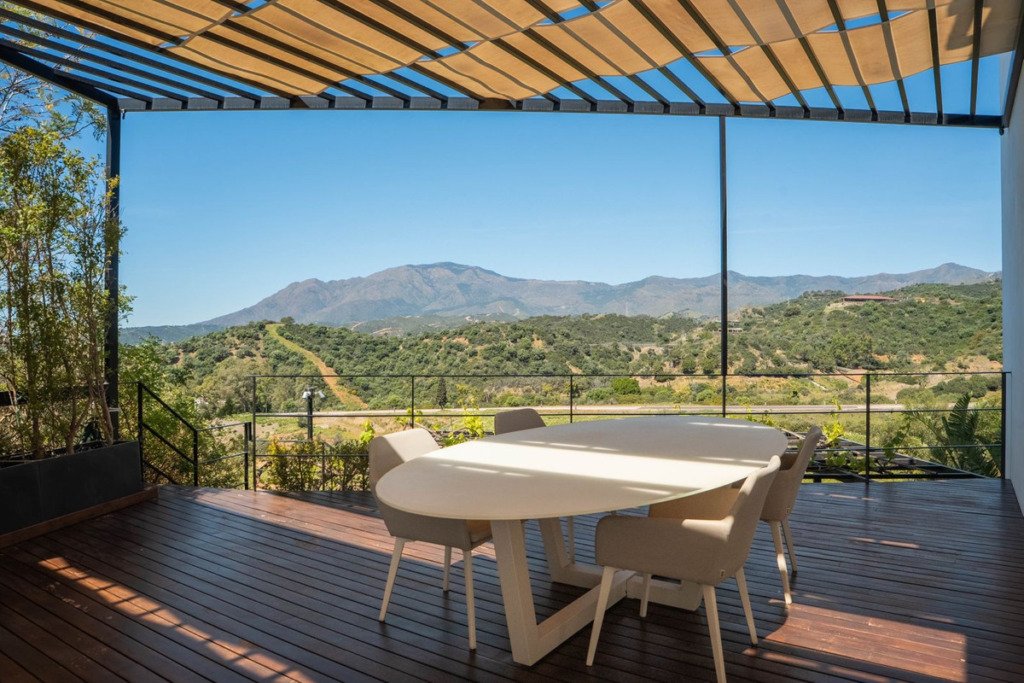 Detached Villa — Estepona