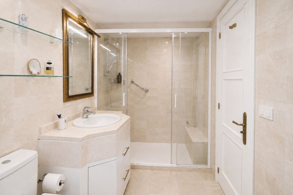 Apartamento Planta Media — Marbella