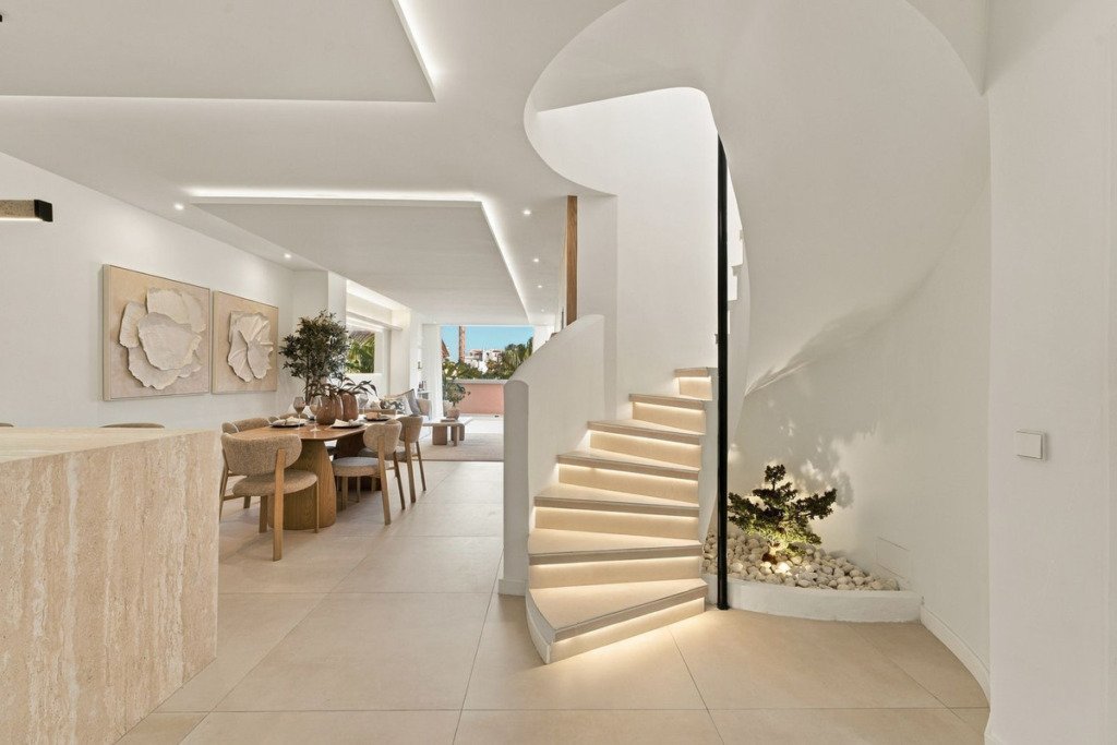 Penthouse Duplex — Nueva Andalucía