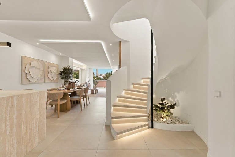 Penthouse Duplex — Nueva Andalucía