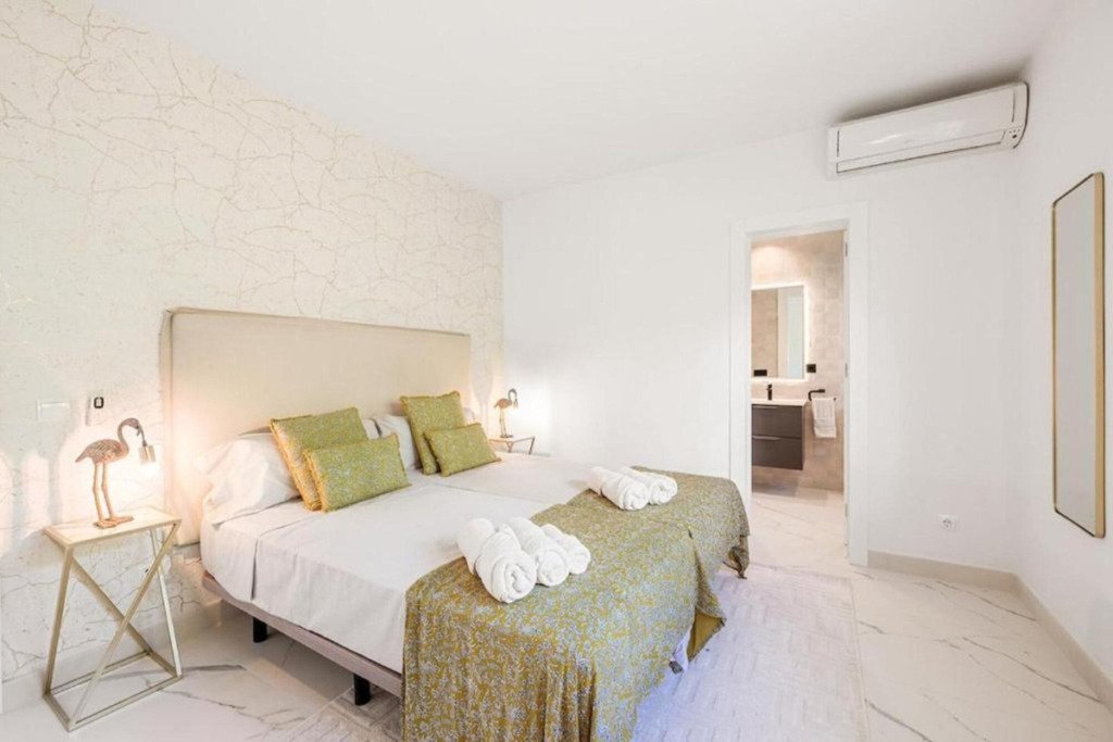Villa – Chalet — Marbella