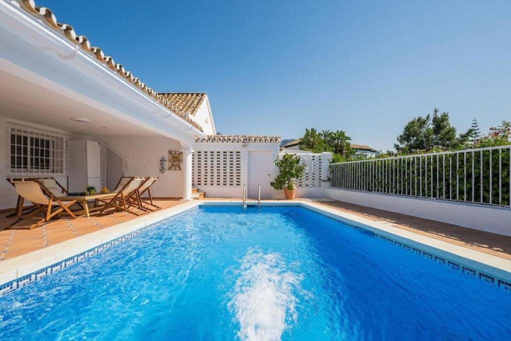 Villa – Chalet — Marbella