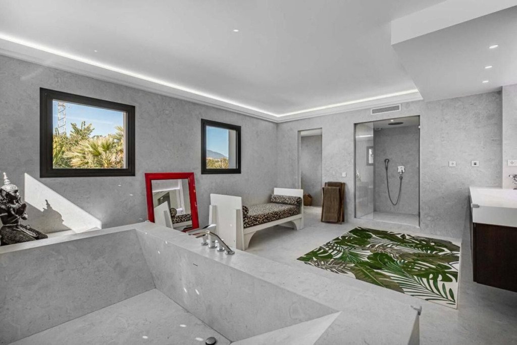 Villa – Chalet — Atalaya
