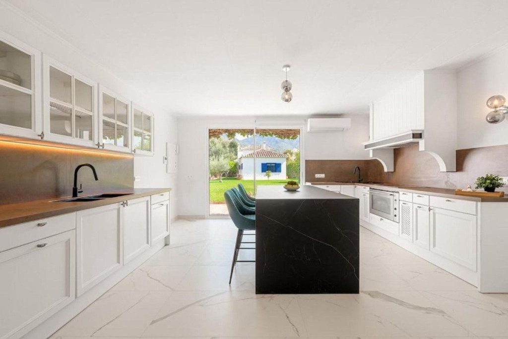 Villa – Chalet — Marbella