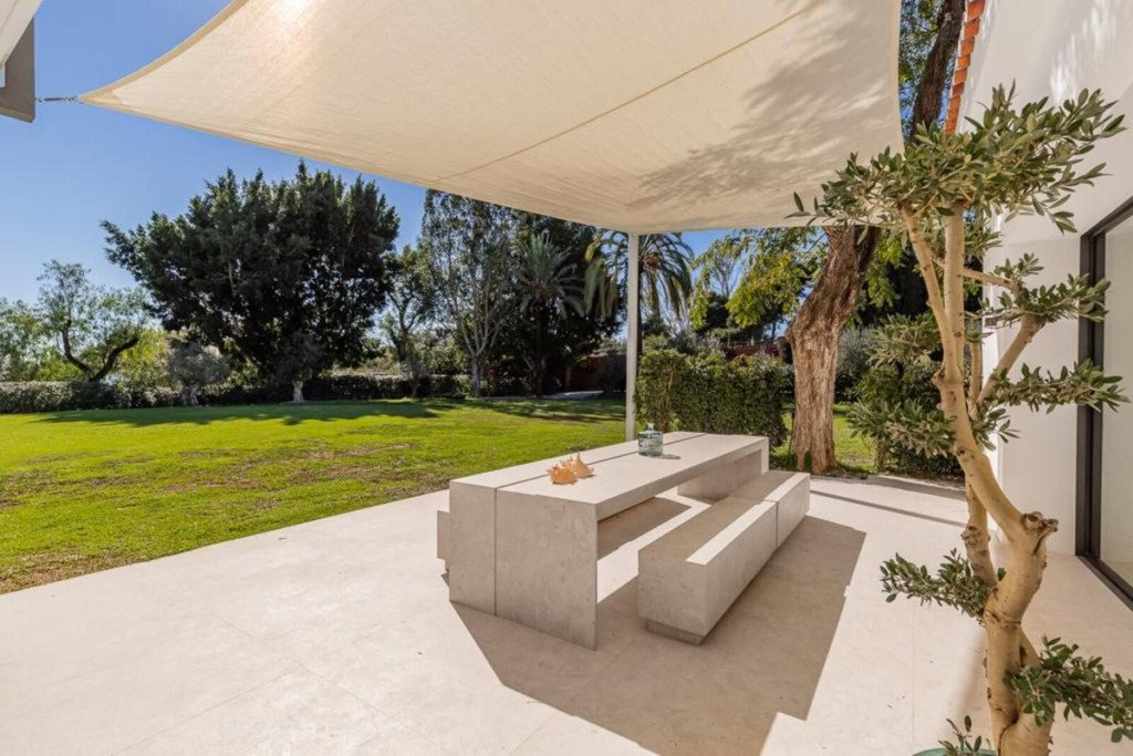 Villa – Chalet — Atalaya