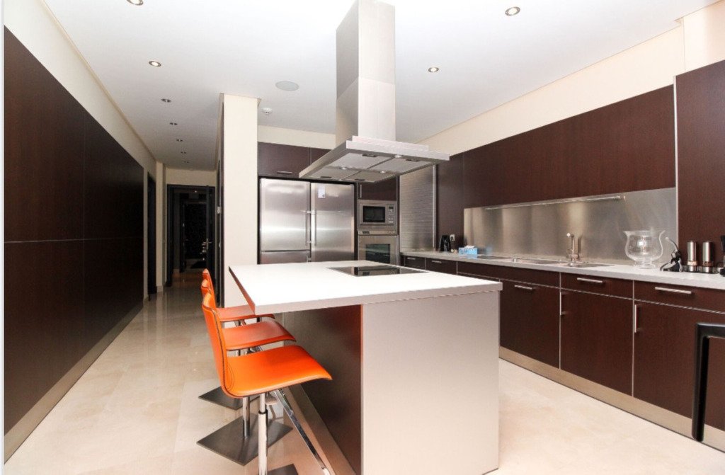 Middle Floor Apartment — Puerto Banús