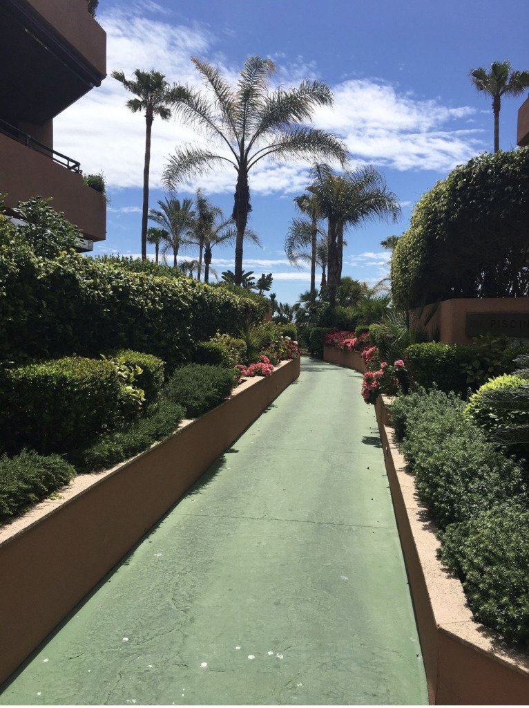 Middle Floor Apartment — Puerto Banús